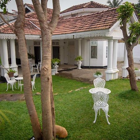 Villa Blanco Dehiwala-Mount Lavinia Buitenkant foto