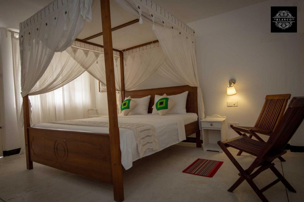 Villa Blanco Dehiwala-Mount Lavinia Buitenkant foto