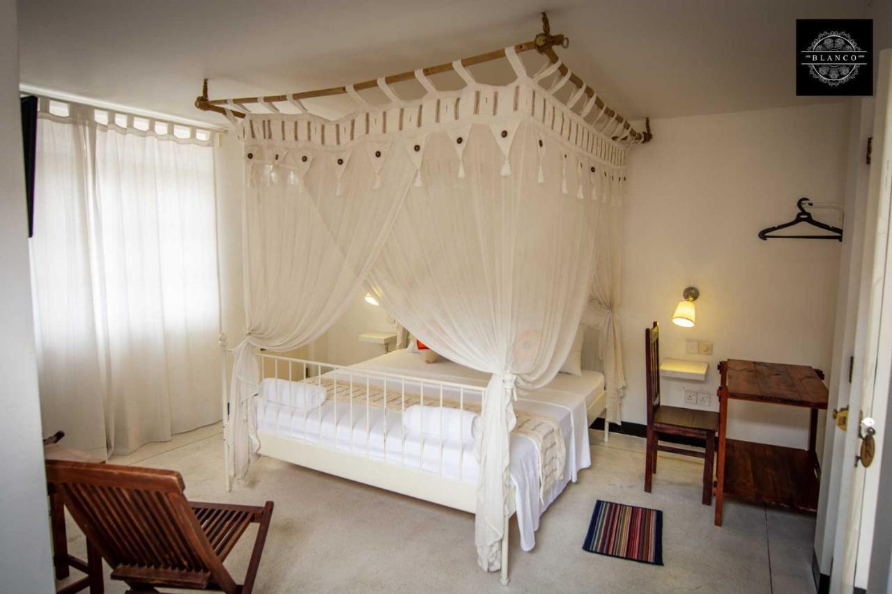 Villa Blanco Dehiwala-Mount Lavinia Buitenkant foto